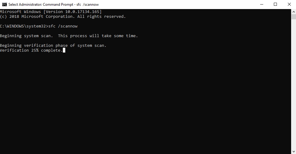  Type sfc /scannow into the Command Prompt window.